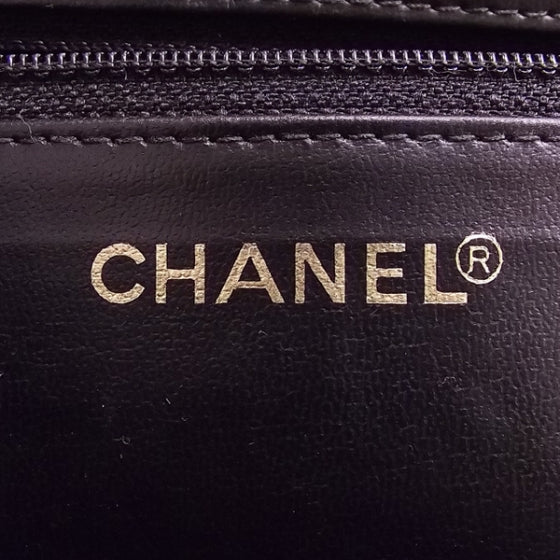 Chanel Vintage Caviar CC Quilted Camera Case Bag cd23396 9 of 13