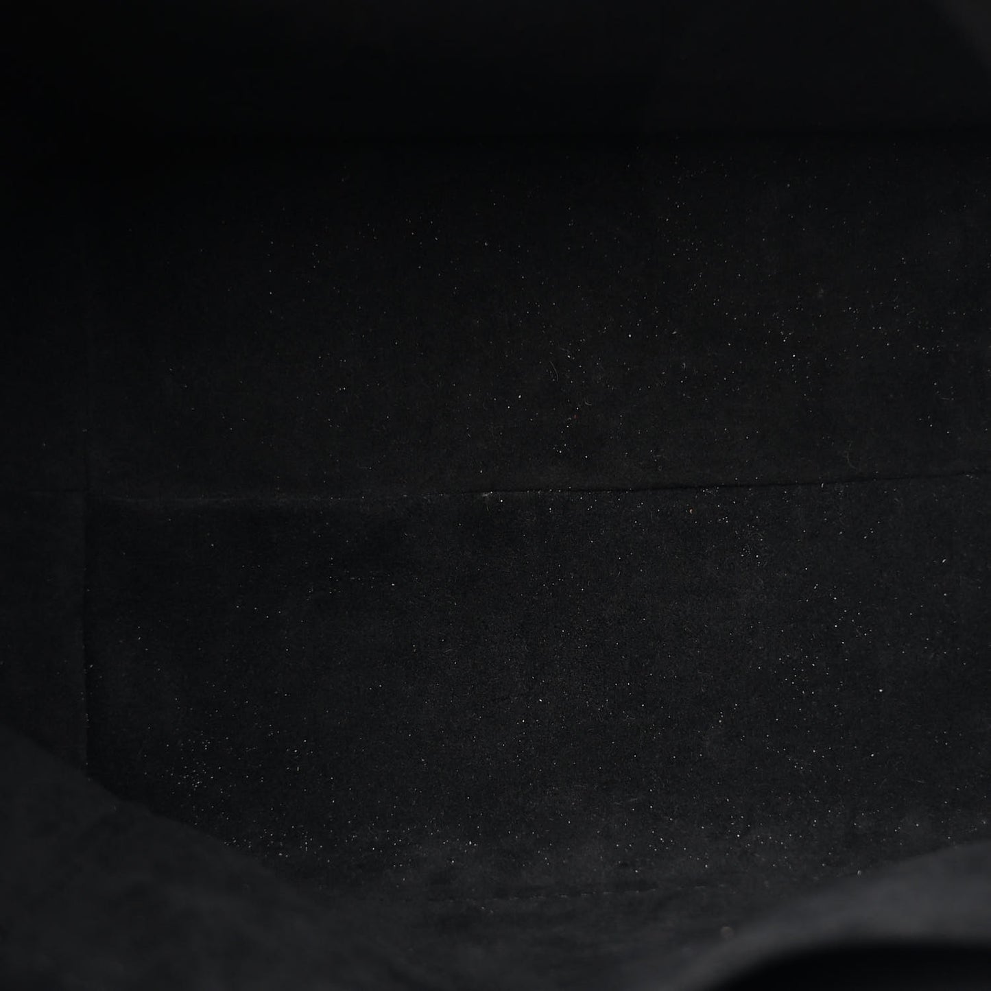Calfskin Lockme Bucket MM Black