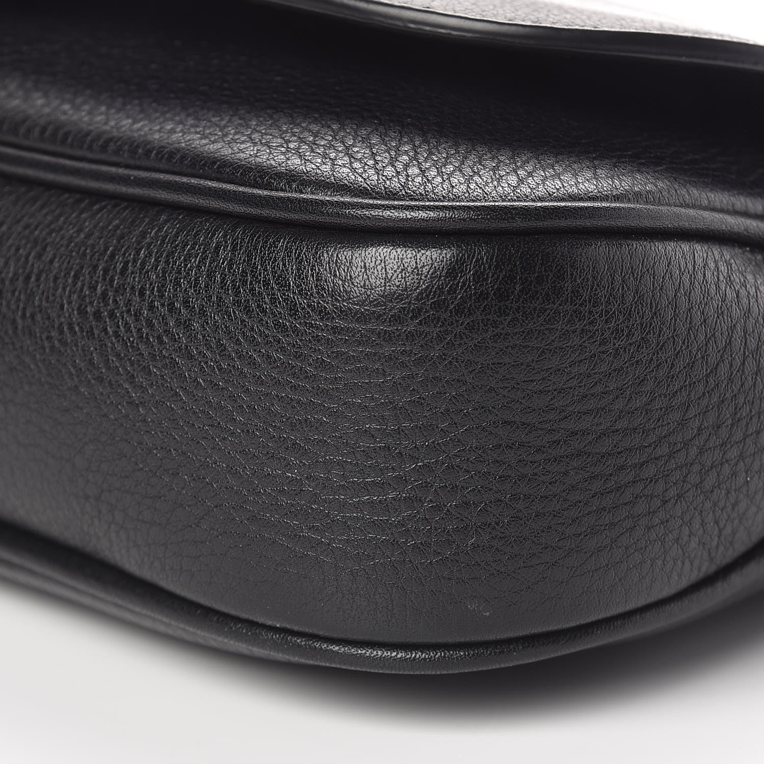 Gucci Pebbled Calfskin Medium Soho Flap Crossbody Black 9 of 9