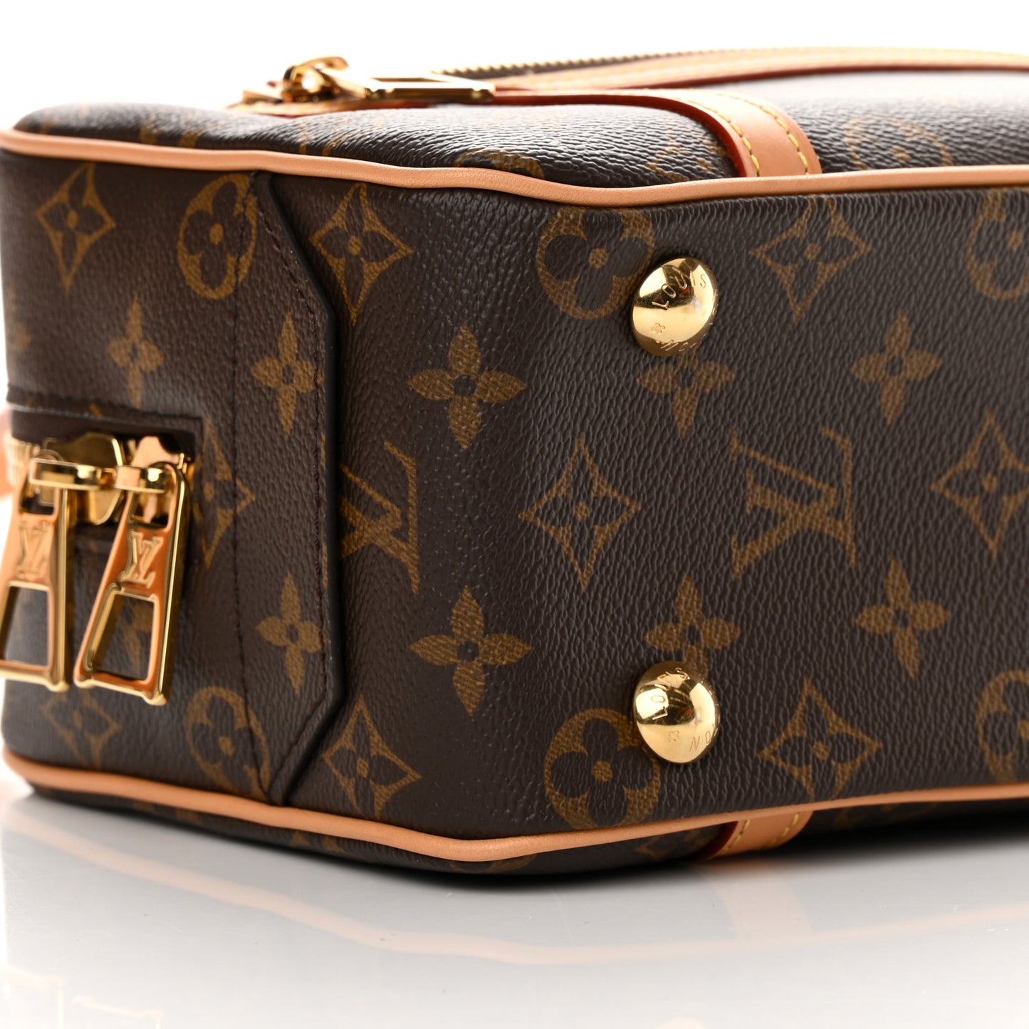 Monogram Cite