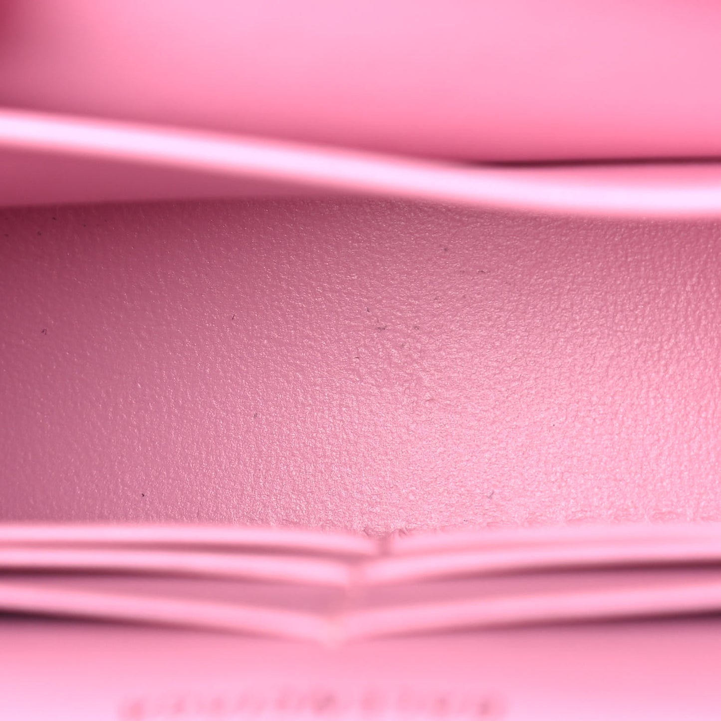 Shiny Calfskin Crocodile Embossed Hourglass Chain Bag Candy Pink