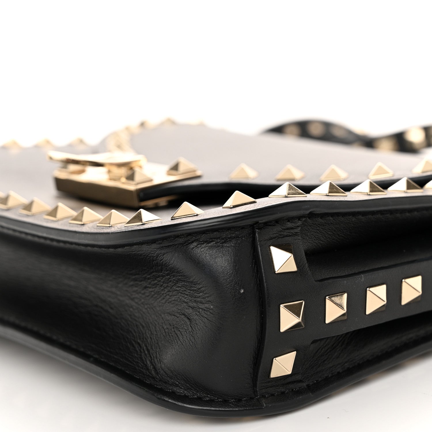 Valentino Garavani Vitello Rockstud Shoulder Flap Messenger Bag Black 8 of 11