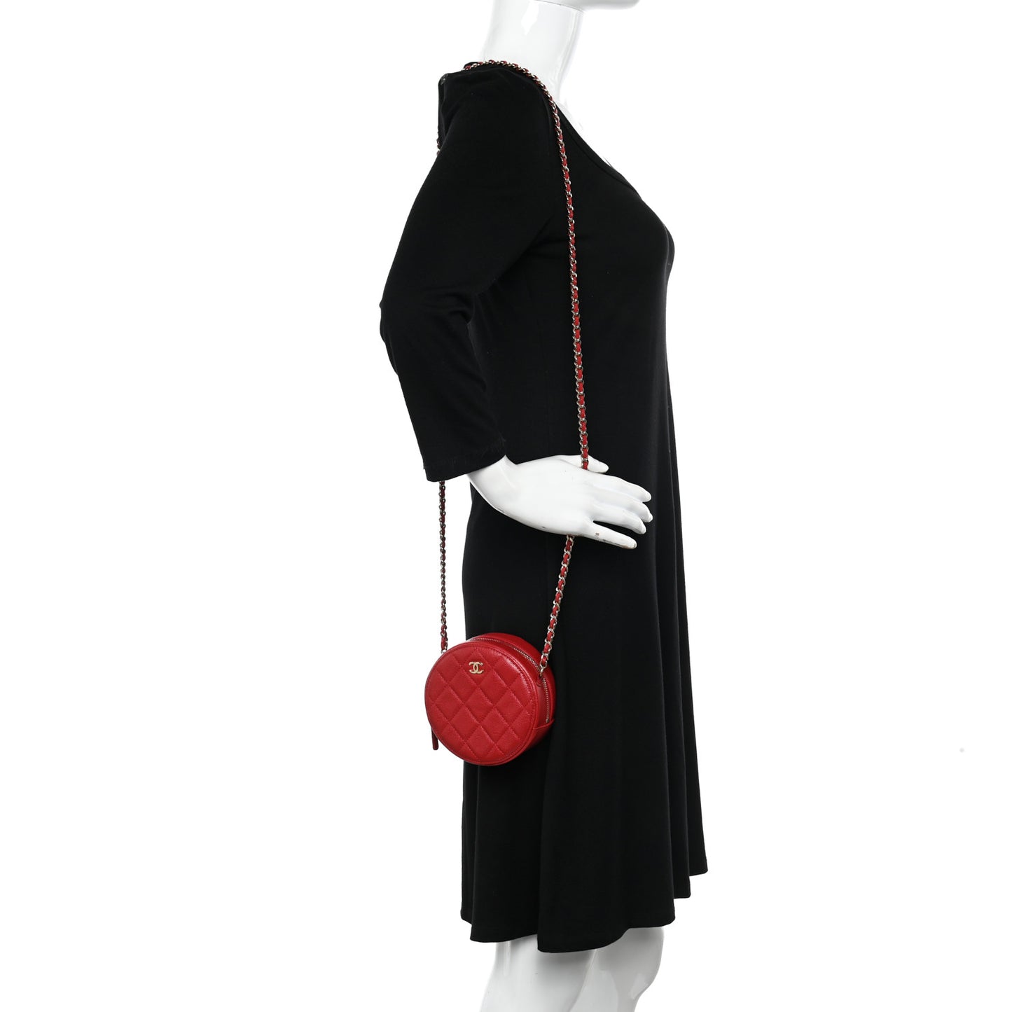 Caviar Quilted Round Clutch With Chain Red