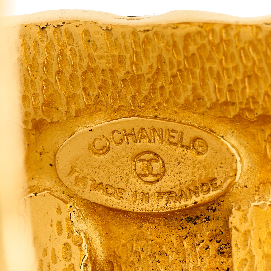 Chanel Baroque Bracelet Gold 4 of 4