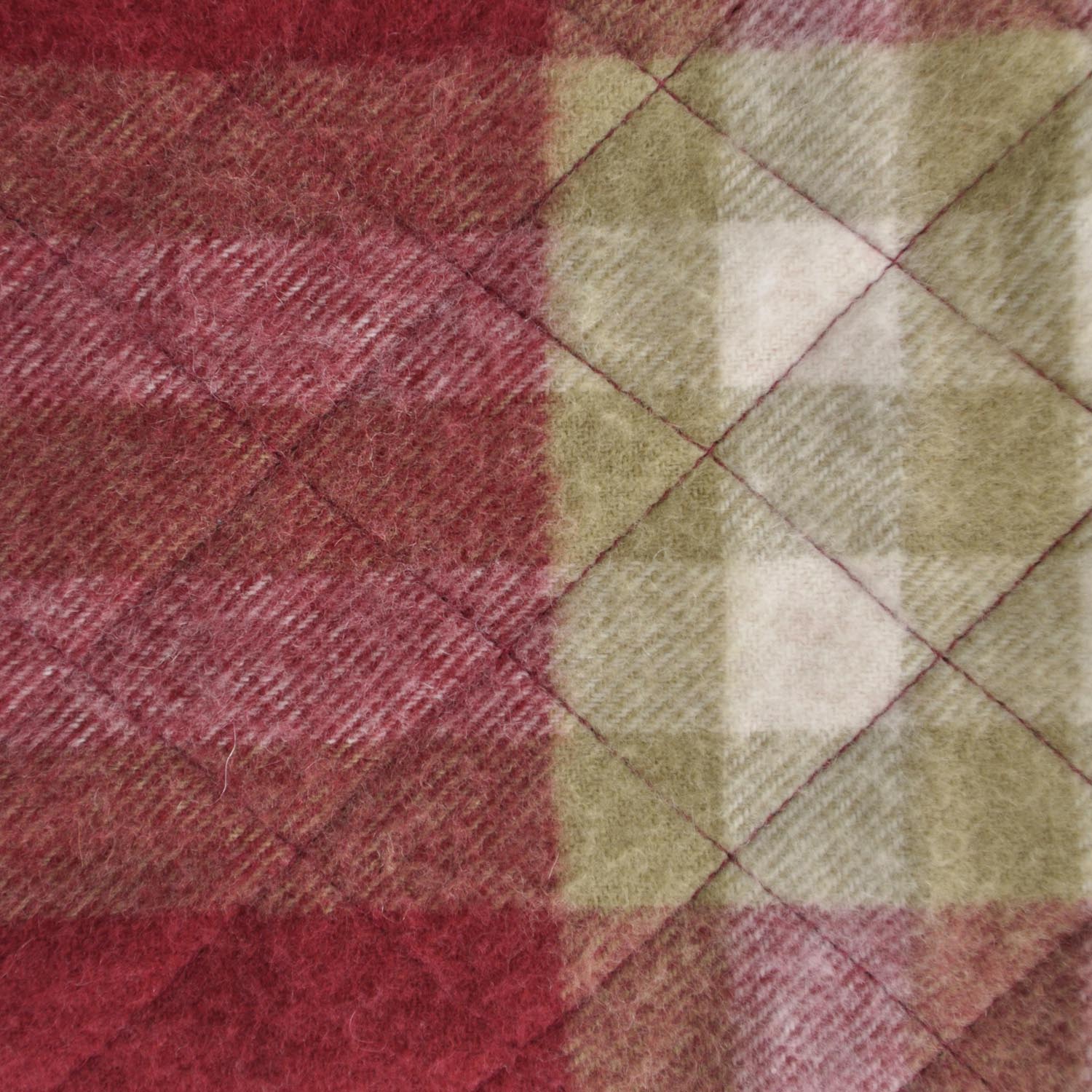Burberry Cashmere Quilted Check Scarf Red 4 of 4