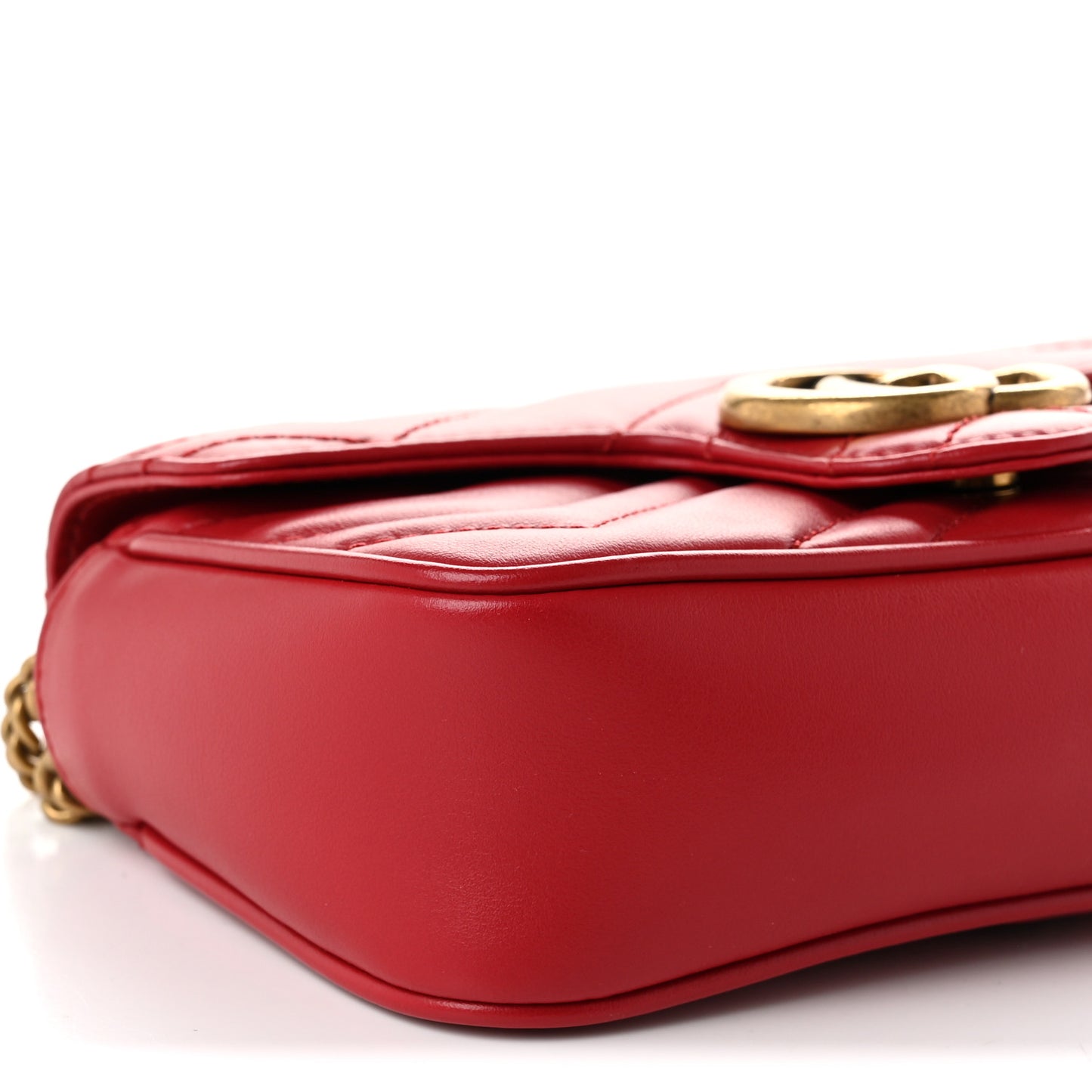 Calfskin Matelasse Super Mini GG Marmont Shoulder Bag Hibiscus Red
