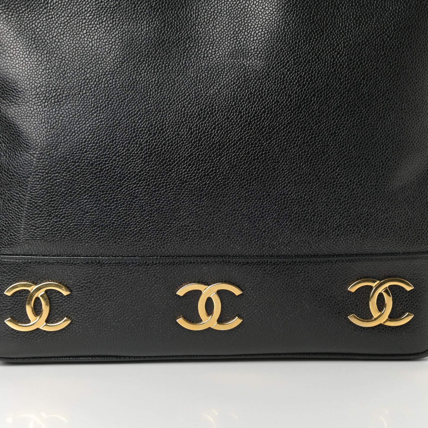 Caviar CC Shoulder Bag Black