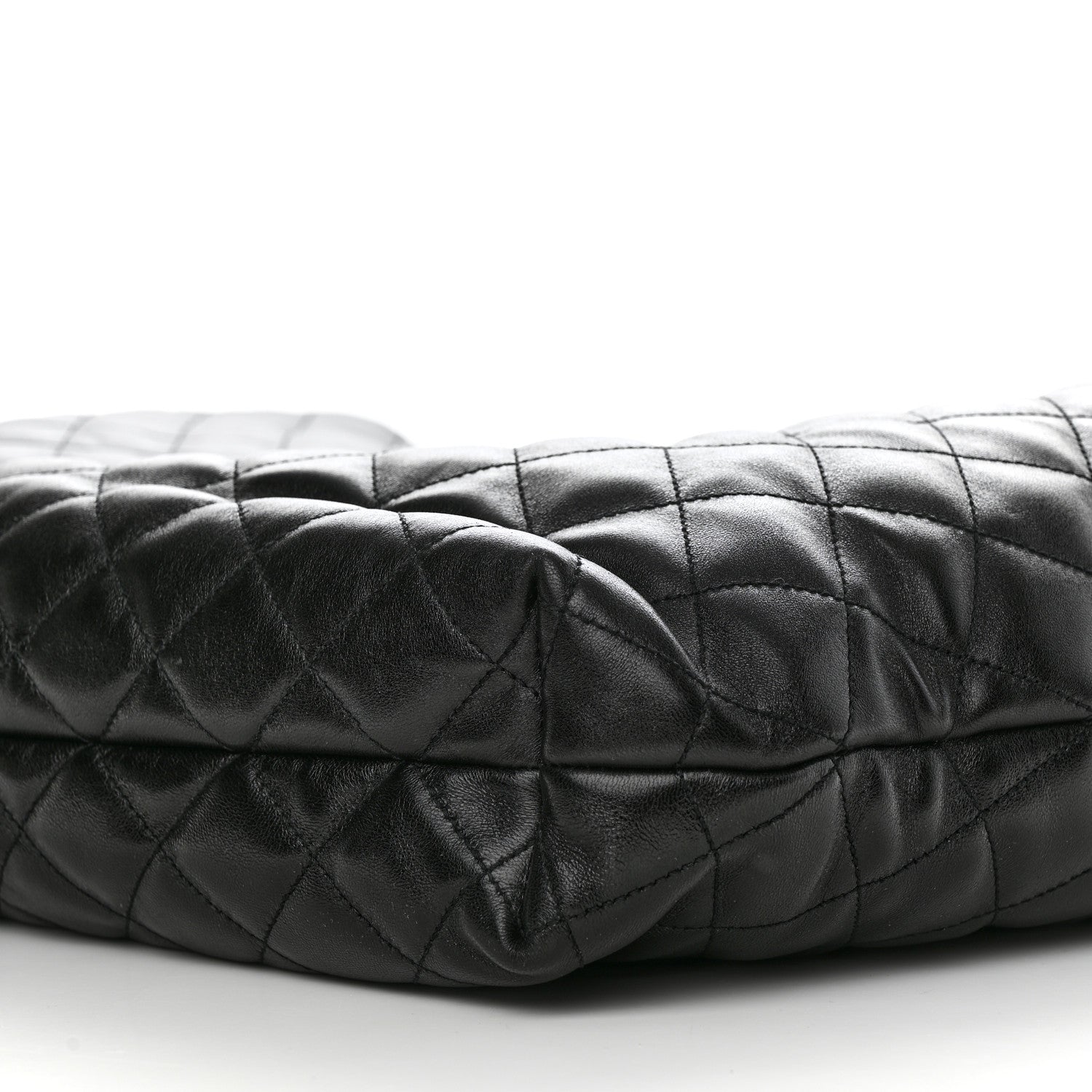 Saint Laurent Lambskin Quilted Maxi Icare Shopping Tote Black 10 of 10