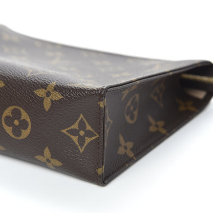 Louis Vuitton Monogram Toiletry Pouch 19 8 of 10