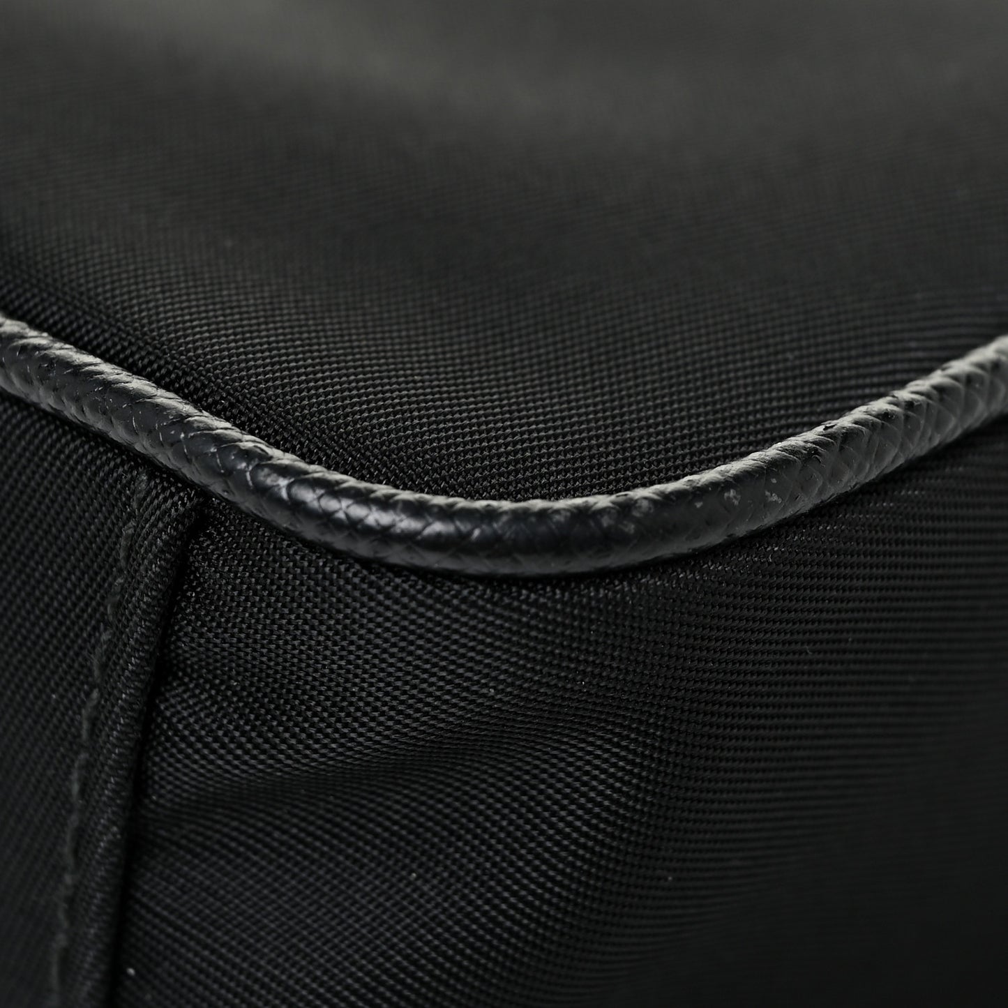 Tessuto Nylon Soft Calf Camera Bag Black