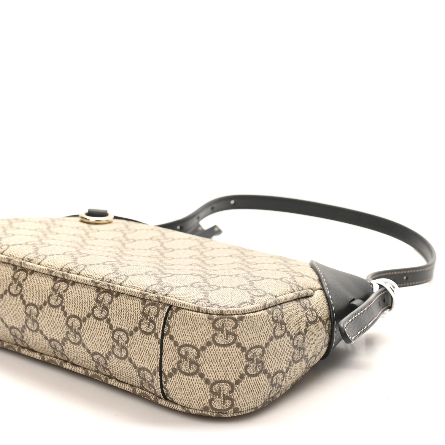 グッチメッセージバックGG Supreme Monogram Leather Gucci GG Supreme Monogram Textured Calfskin Small Emblem Shoulder
