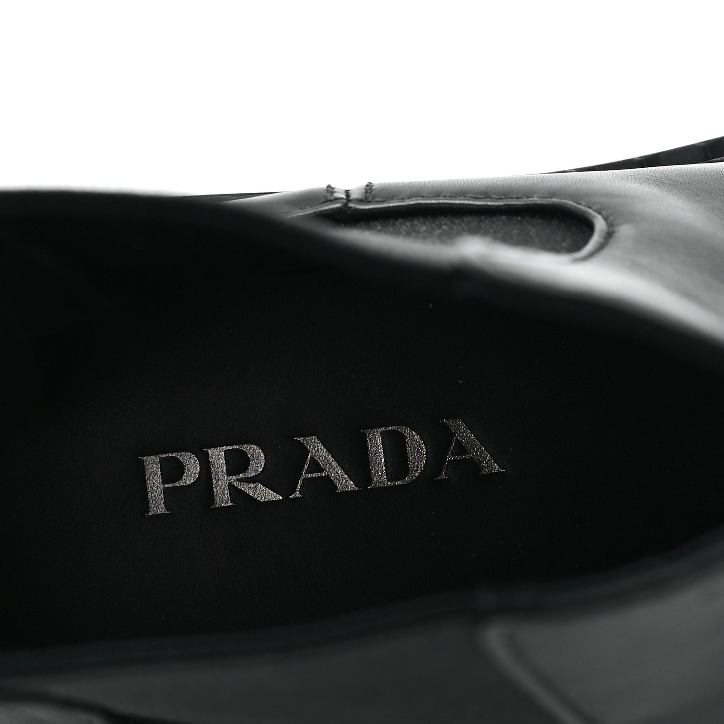 Spazzolato Metal Triangle Logo 50mm Chelsea Boots 37 Black