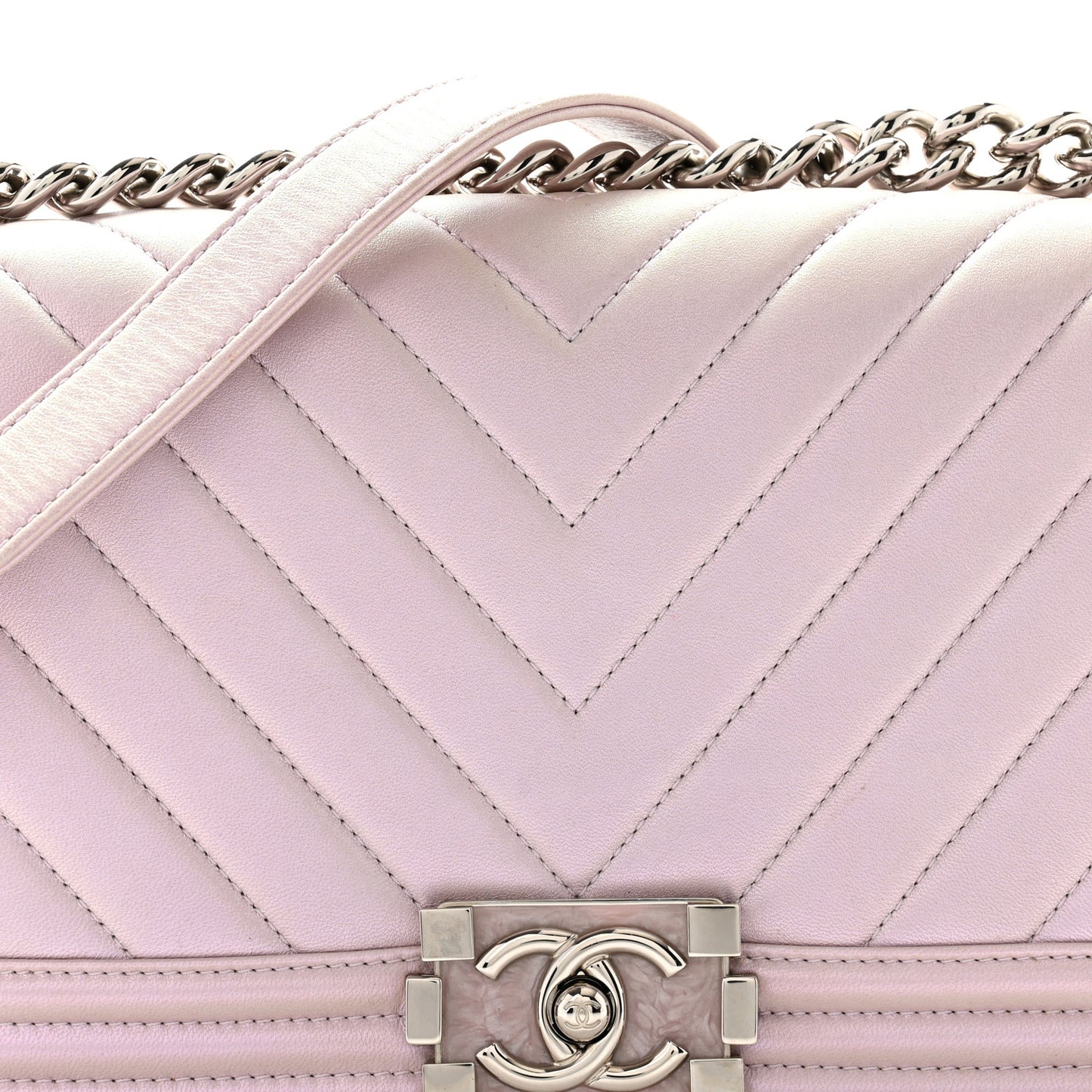 Metallic Lambskin Chevron Quilted Medium Boy Flap Purple