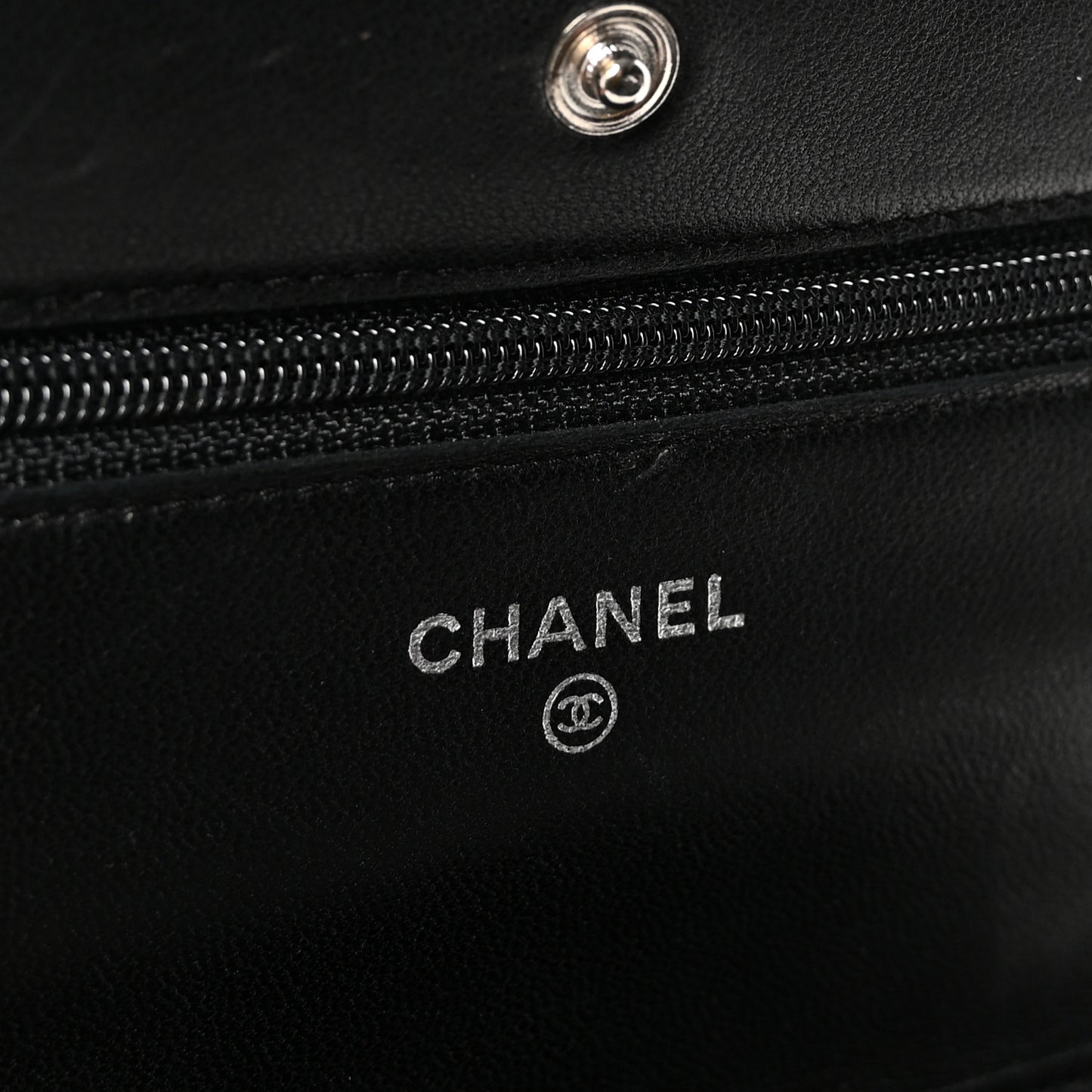 Lambskin Quilted Wallet On Chain WOC Black