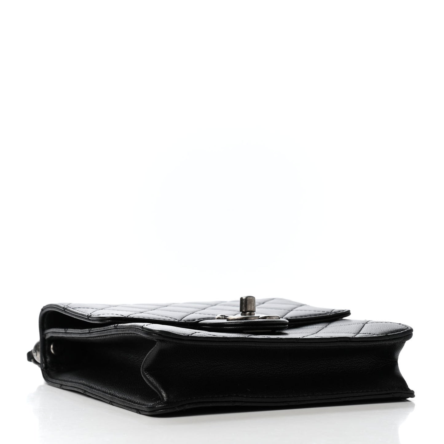Goatskin Quilted Chic Pearls Flap Black