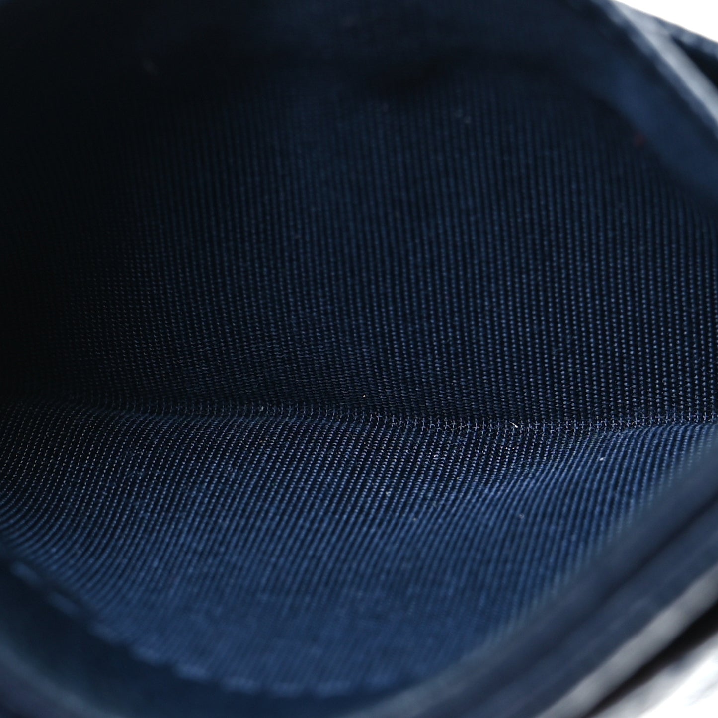 Caviar Quilted Card Holder Navy