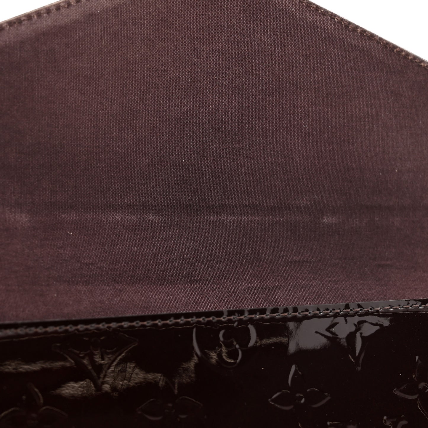 Vernis Pochette Felicie Chain Wallet Amarante