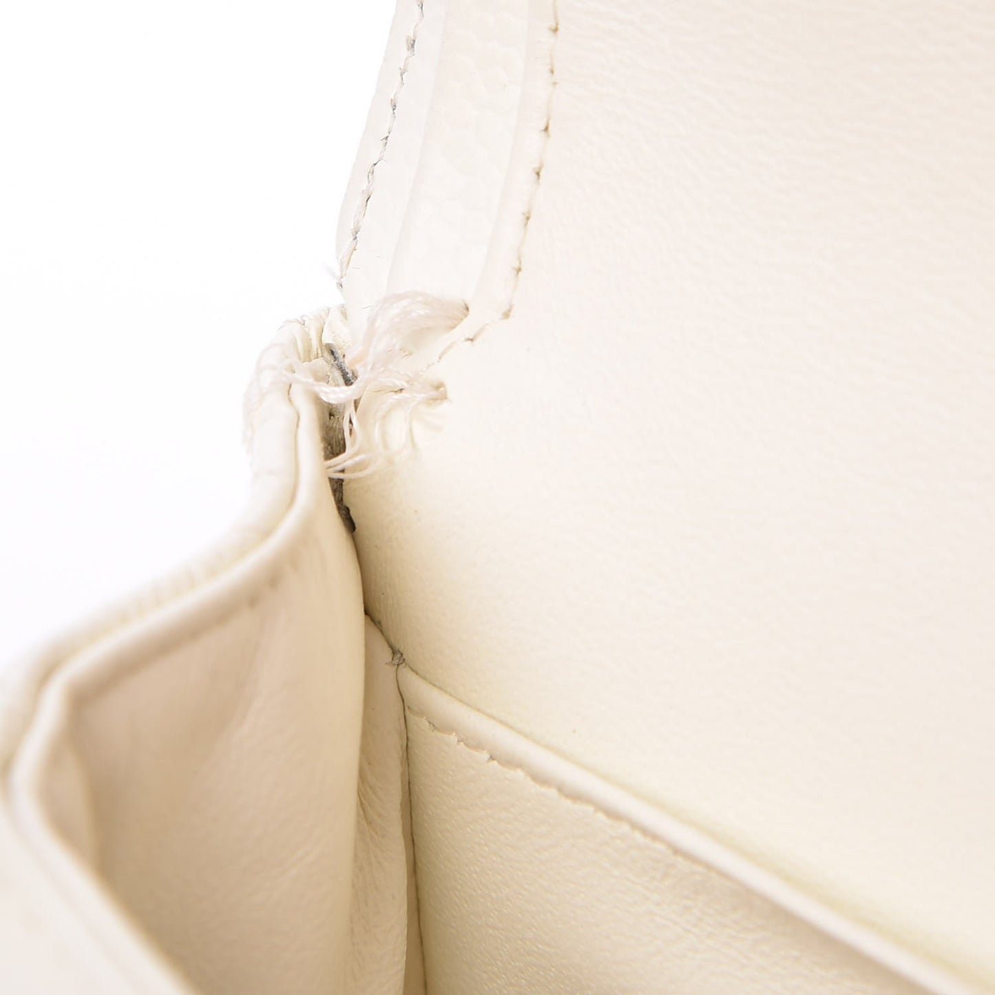 Caviar Quilted Medium Double Flap White