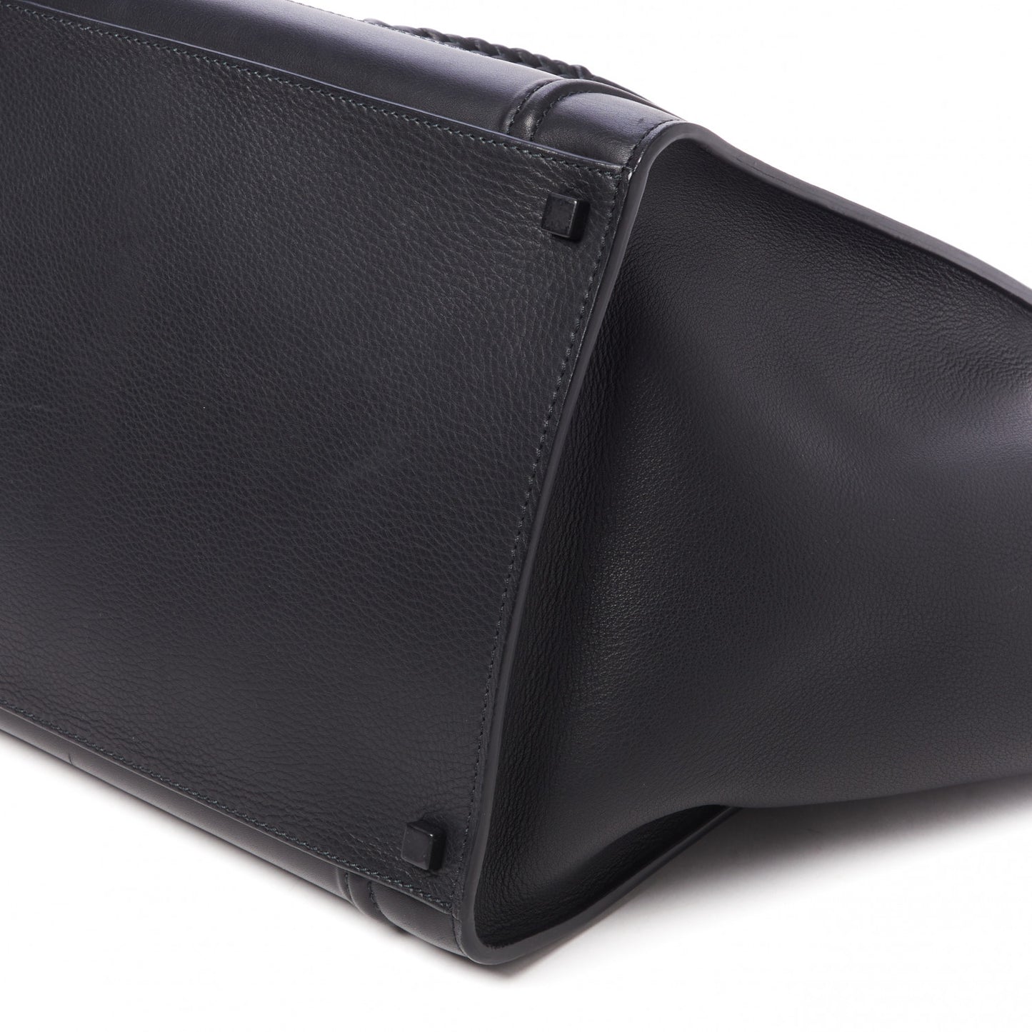 Supple Medium Phantom Luggage Black