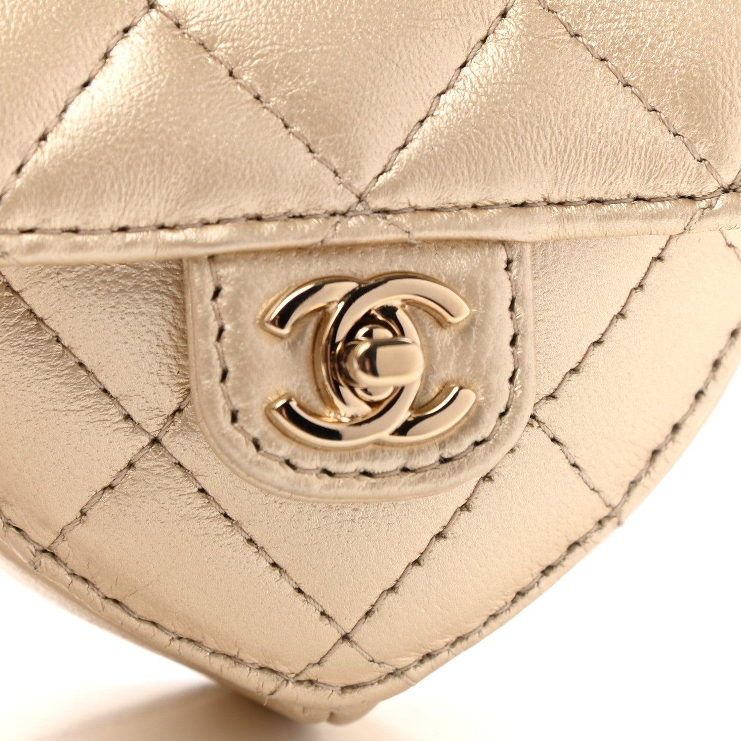 Chanel Metallic Lambskin Quilted CC In Love Heart Coin Purse With Chain Gold 10 of 11
