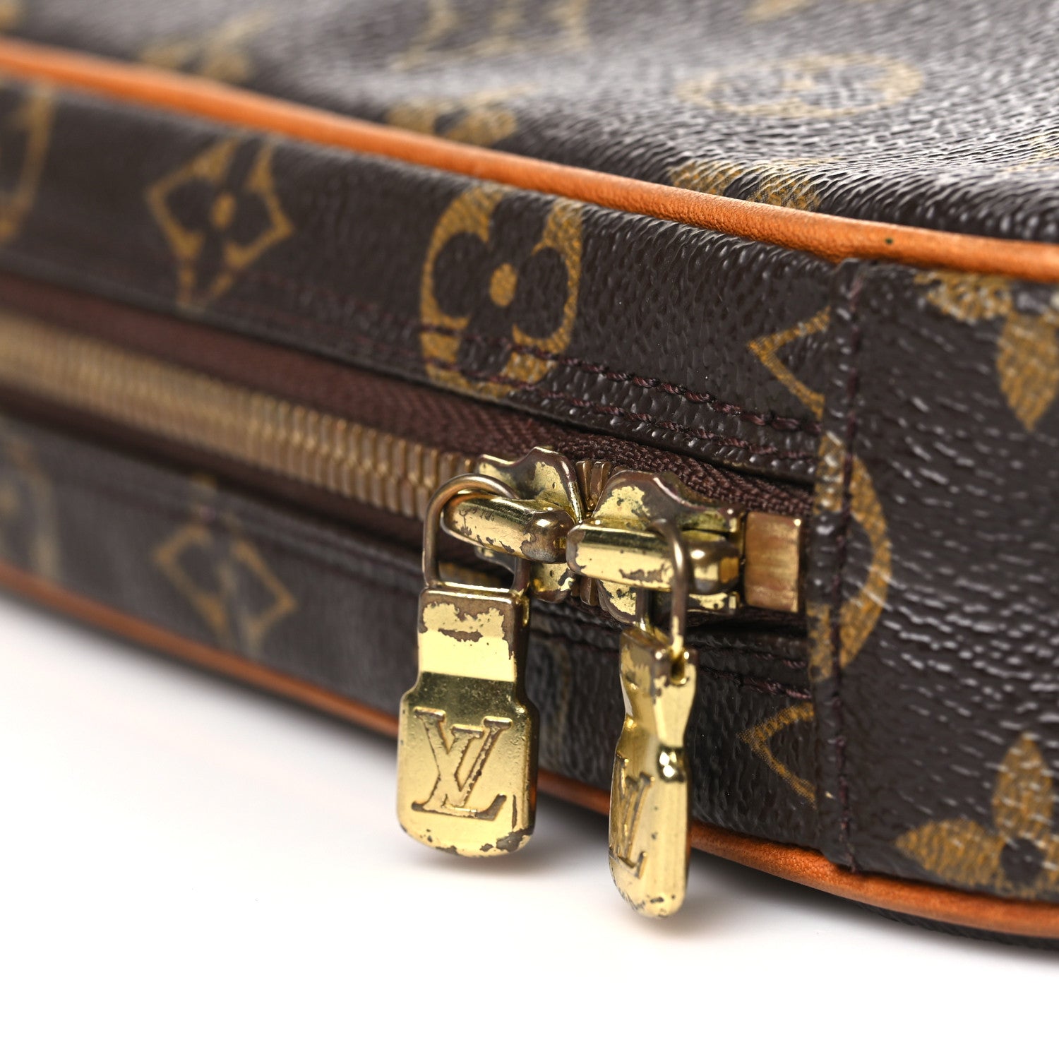 Louis Vuitton Monogram Pochette Gange 9 of 9