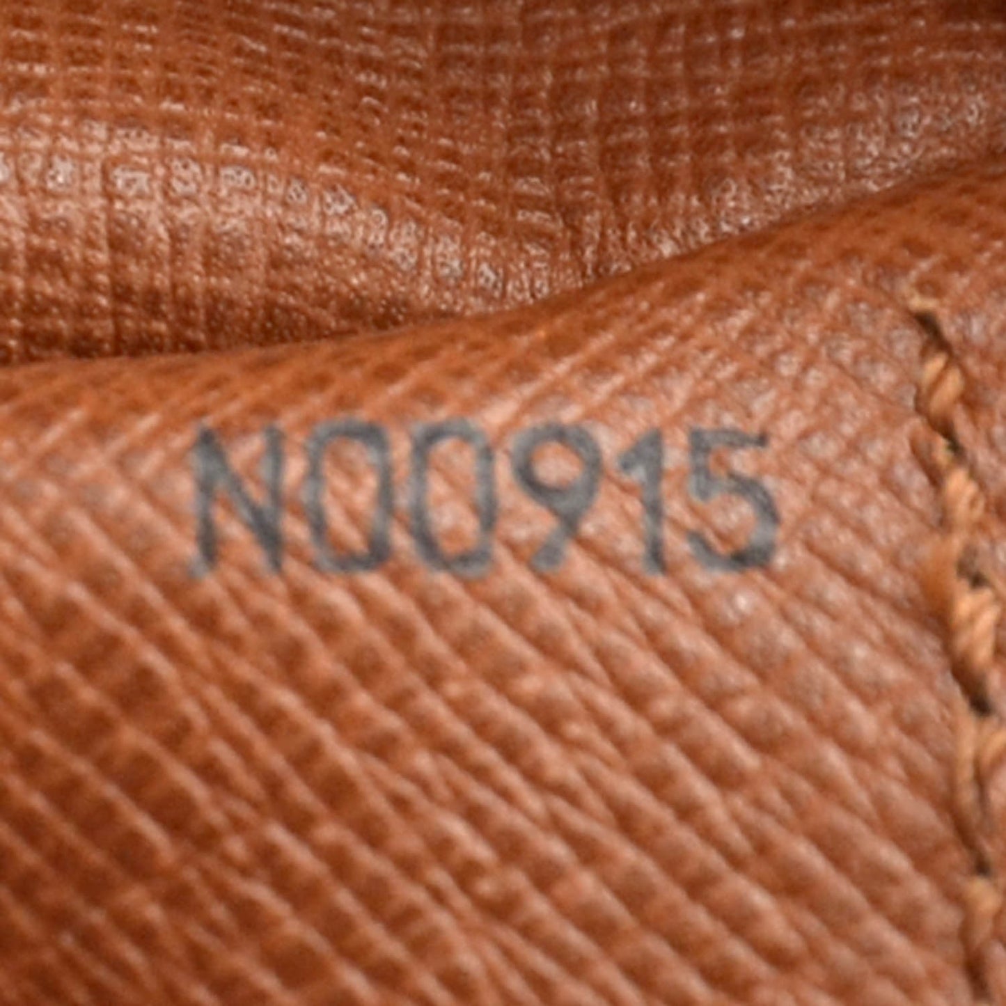 Monogram Papillon 30