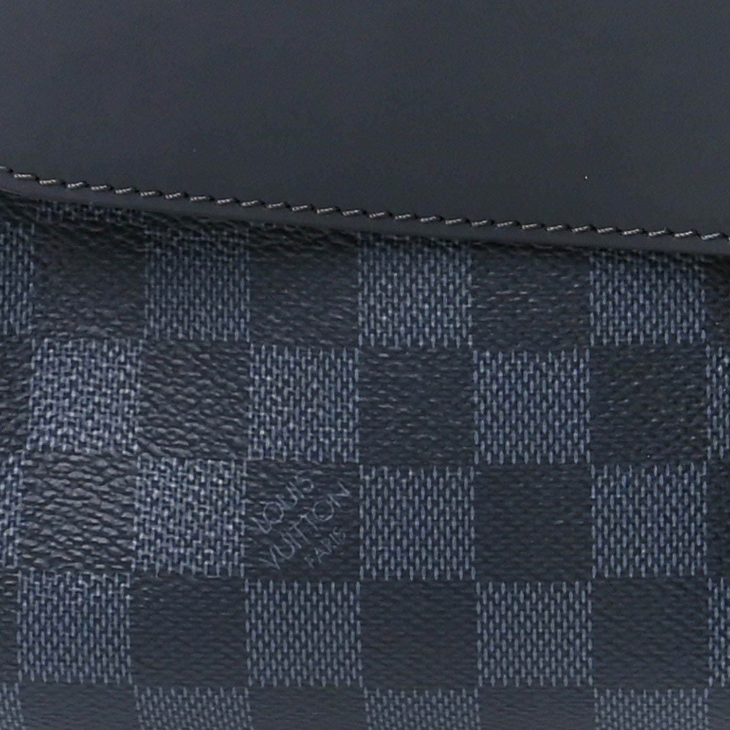 Louis Vuitton Damier Cobalt Newport Messenger MM 9 of 13