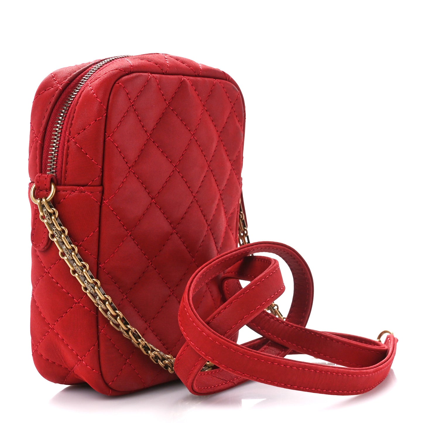 Iridescent Calfskin Quilted Reissue Camera Case Red