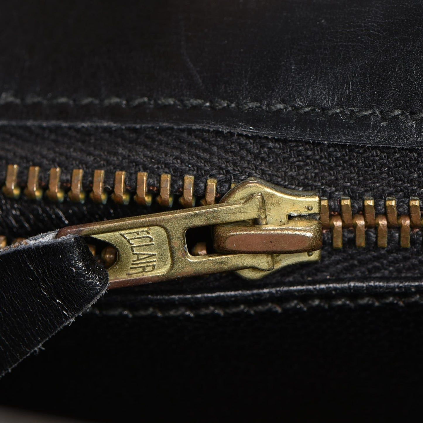 Box Kelly Retourne 32 Black