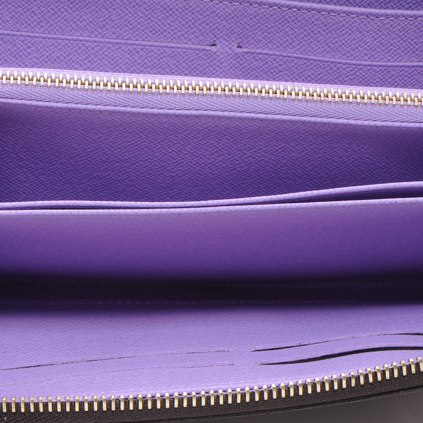 Damier Ebene Illustre Zippy Wallet Violet
