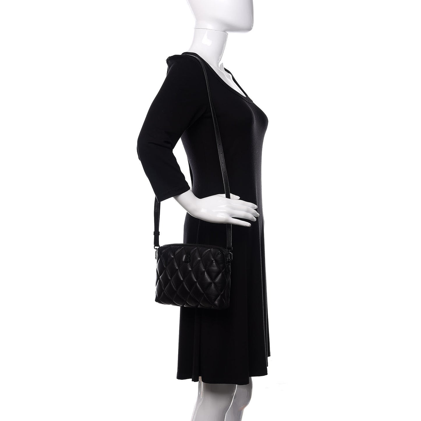 Nappa Calfskin Quilted Touch B Camera Shoulder Bag Black
