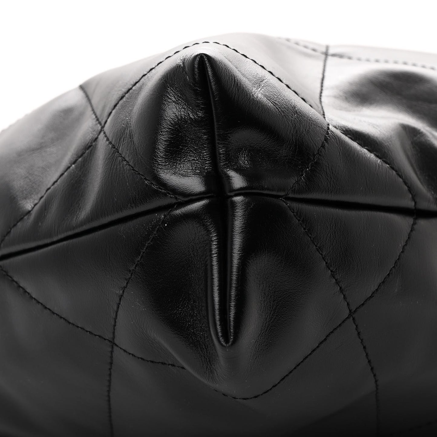 Shiny Calfskin Quilted Small Chanel 22 Black