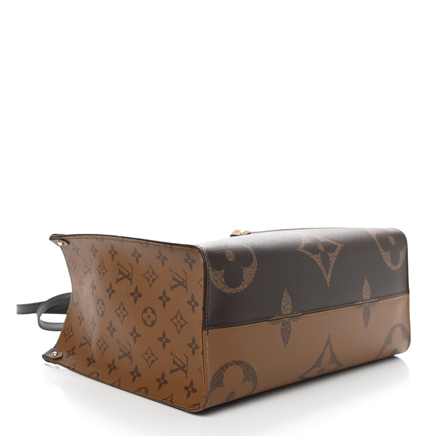 Reverse Monogram Giant Onthego MM