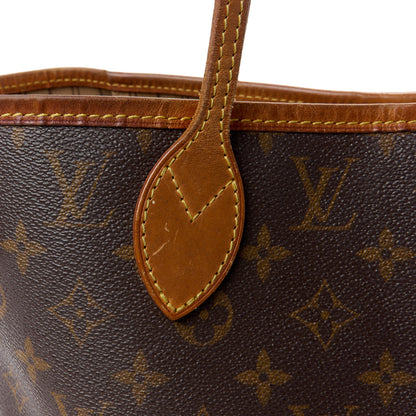 Louis Vuitton Monogram Neverfull MM 17 of 22