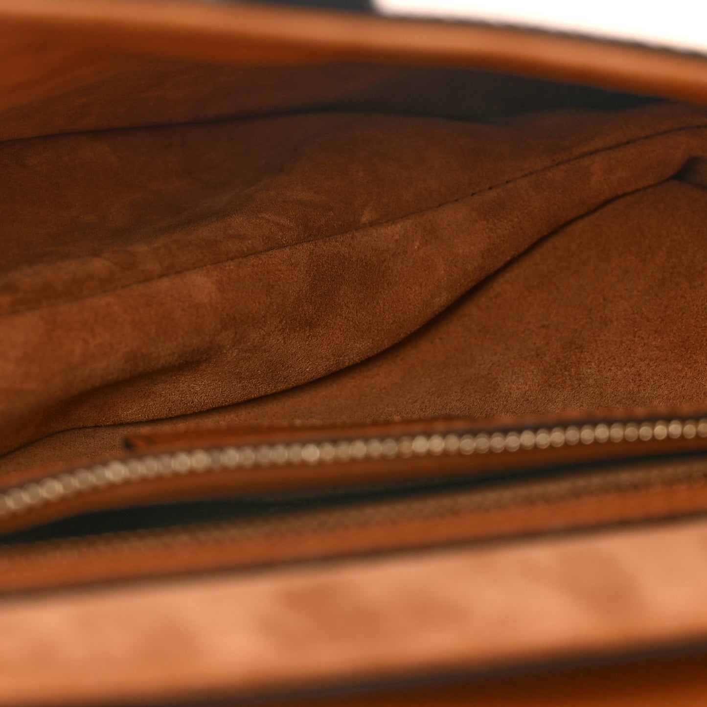 Grained Calfskin Saddle Bag With Strap Camello