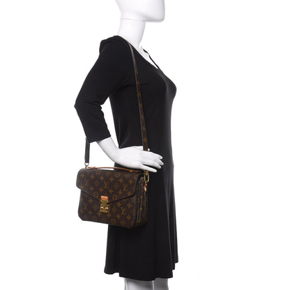 Louis Vuitton Monogram Pochette Metis 2 of 11