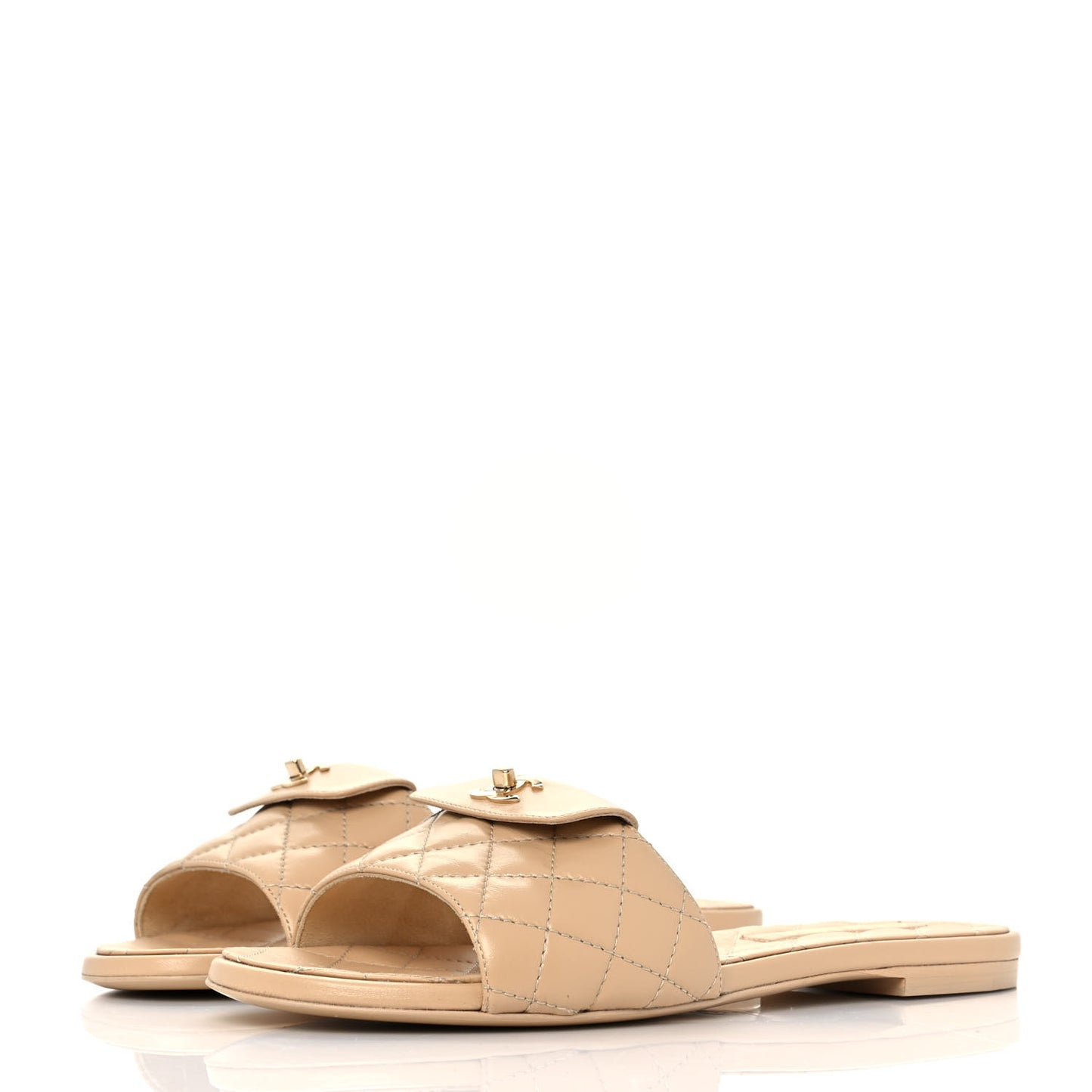 Lambskin Quilted CC Turnlock Sandals 40 Beige