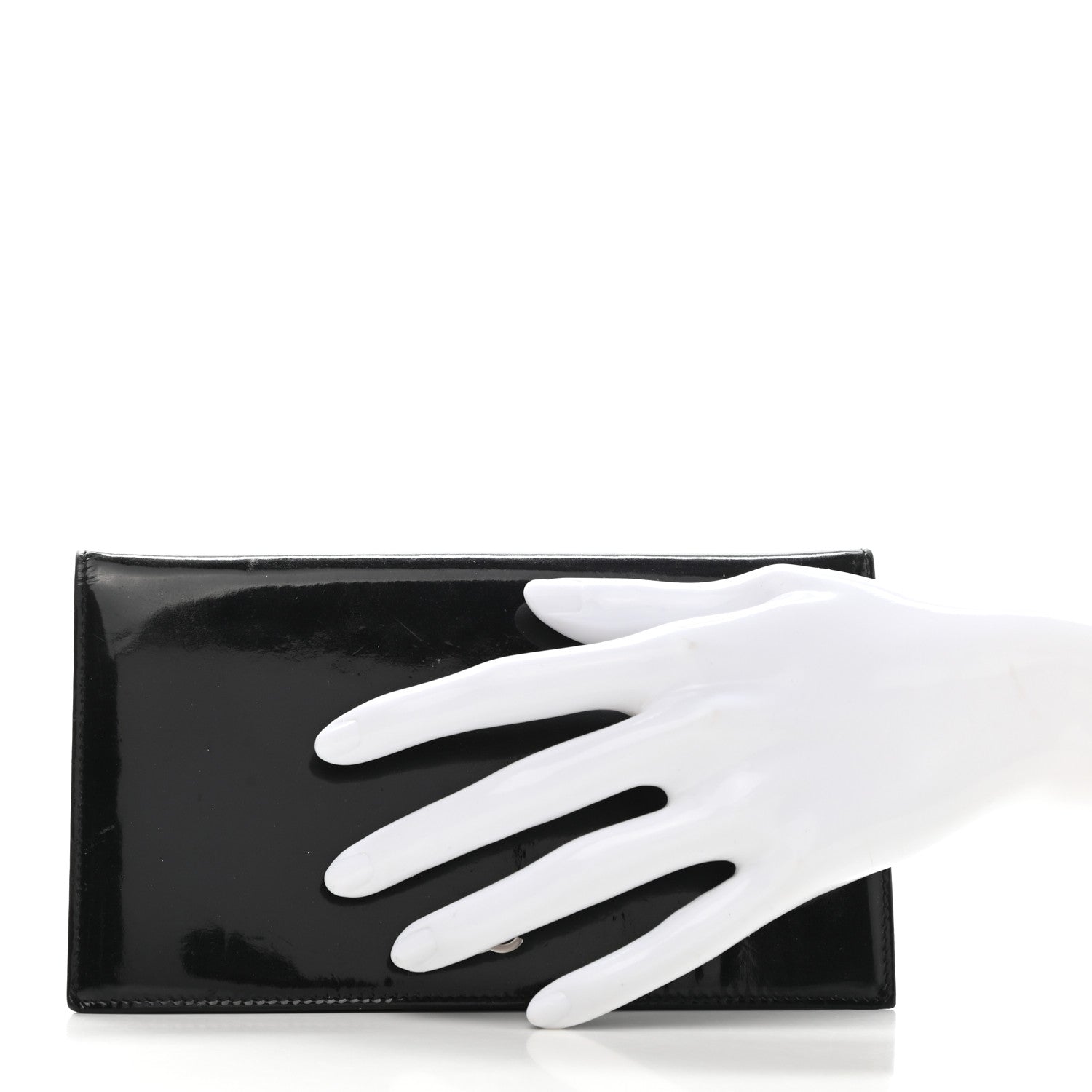 Chanel Patent CC Yen Wallet Black 2 of 9