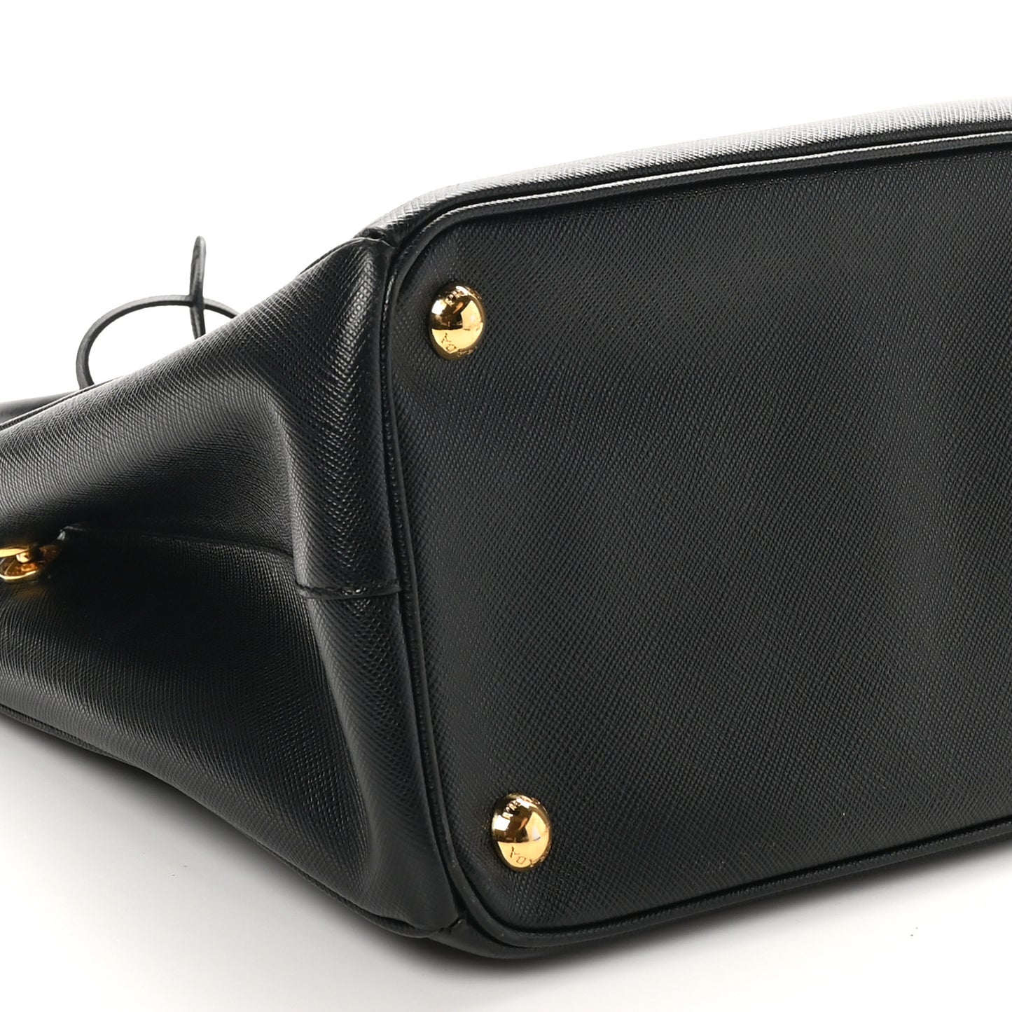 Saffiano Medium Galleria Double Zip Tote Black