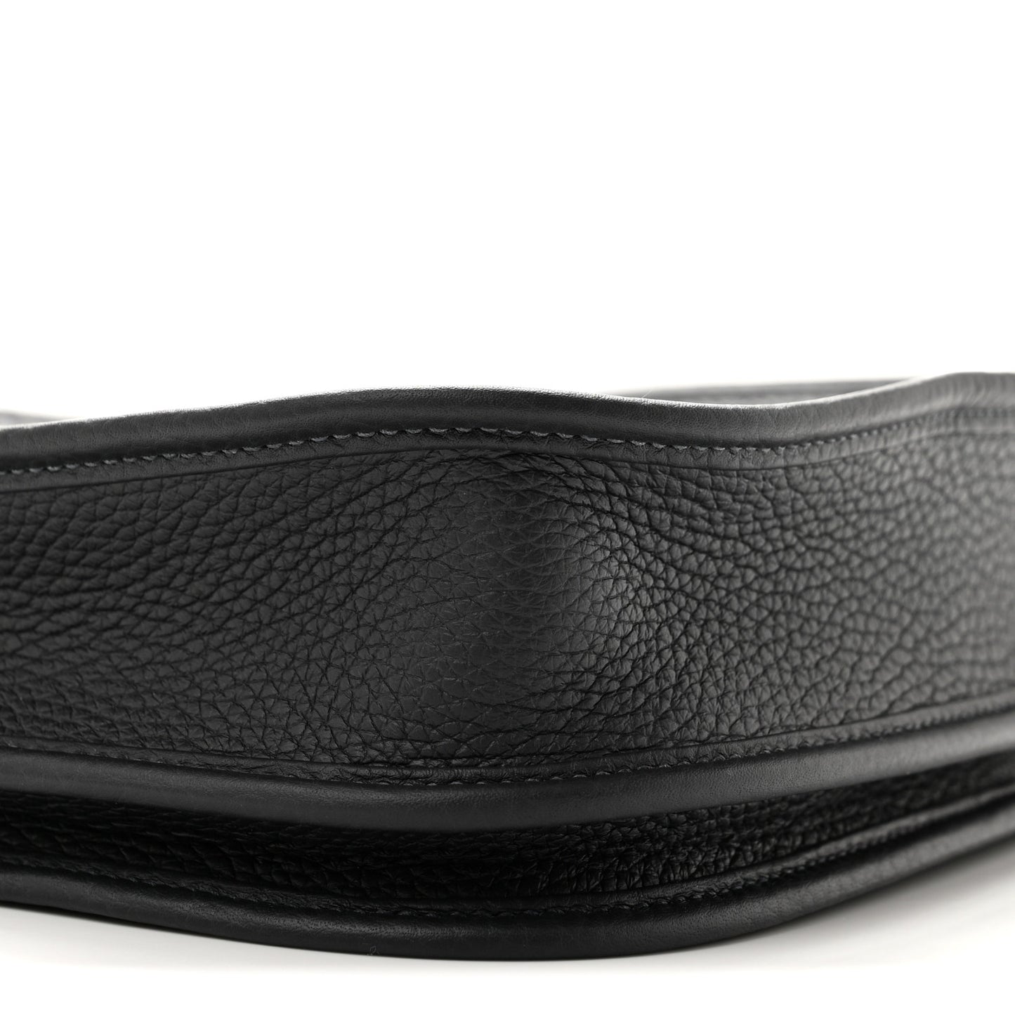 Taurillon Clemence Evelyne 23 Poche III Caban