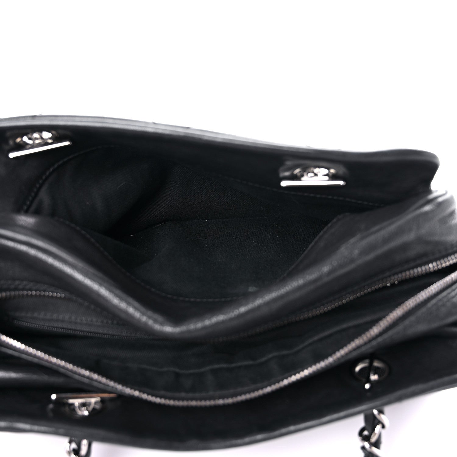 Chanel Calfskin Small Diamond Stitch Tote Black 5 of 18