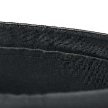 Louis Vuitton Taiga Milo Messenger Boreal 22 of 25