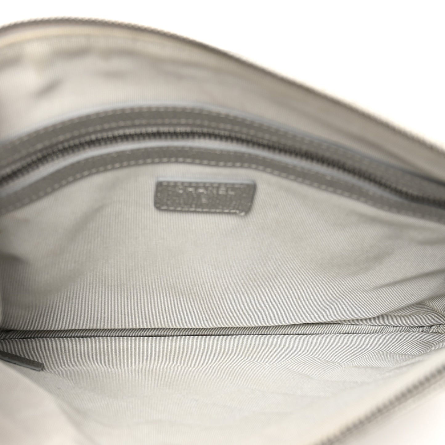 Metallic Caviar Quilted Medium Cosmetic Case