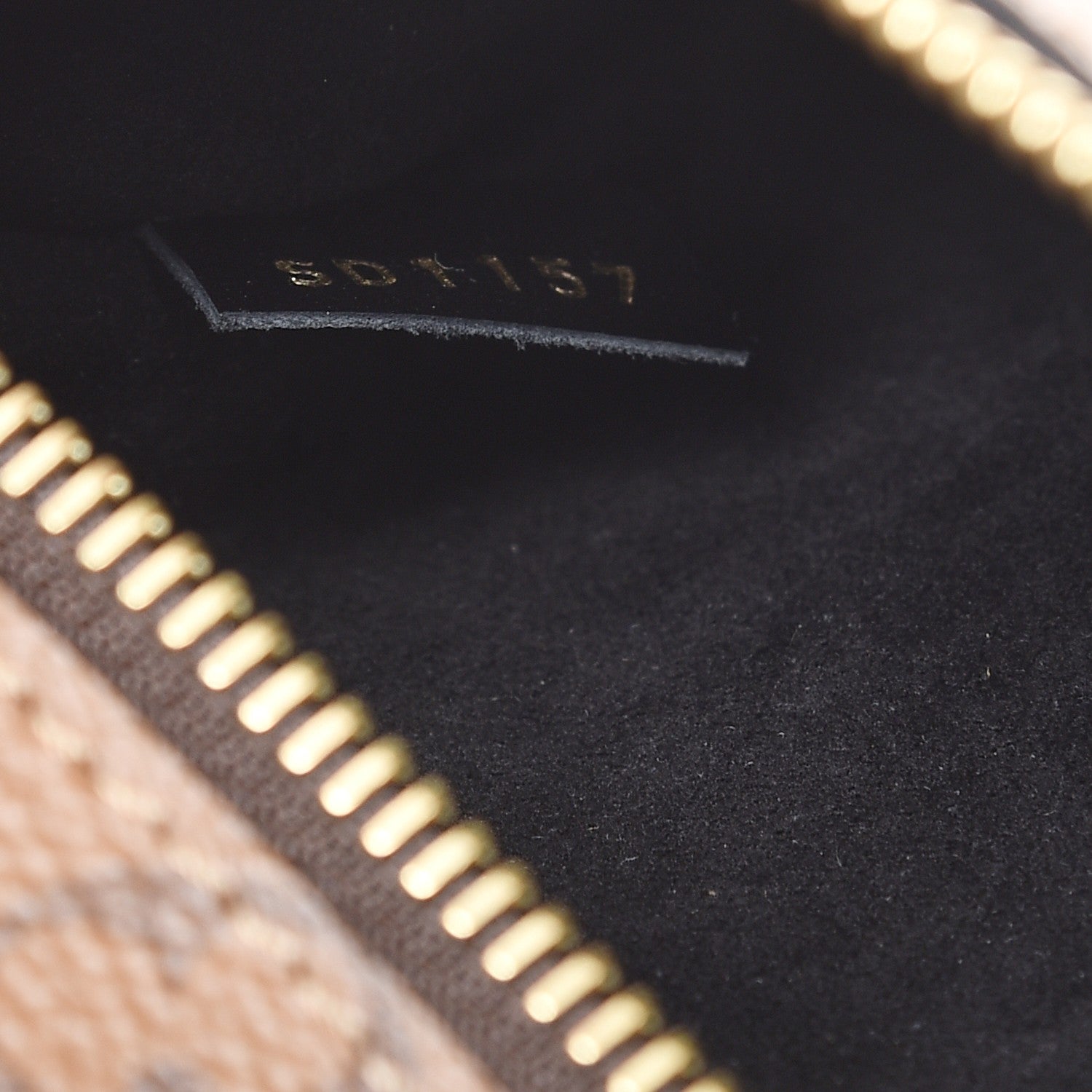 Louis Vuitton Reverse Monogram Pochette Metis 8 of 8