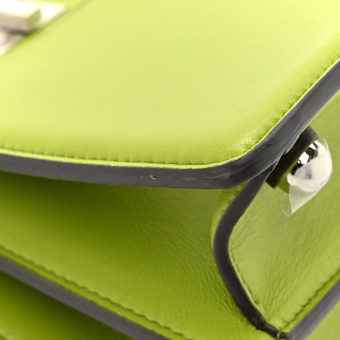 Shiny Nappa Petite Peekaboo I SEE U Satchel Verde Mela