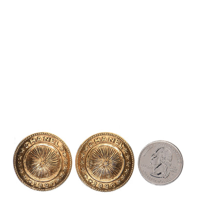 Chanel CC Clip On Earrings Gold 2 of 4
