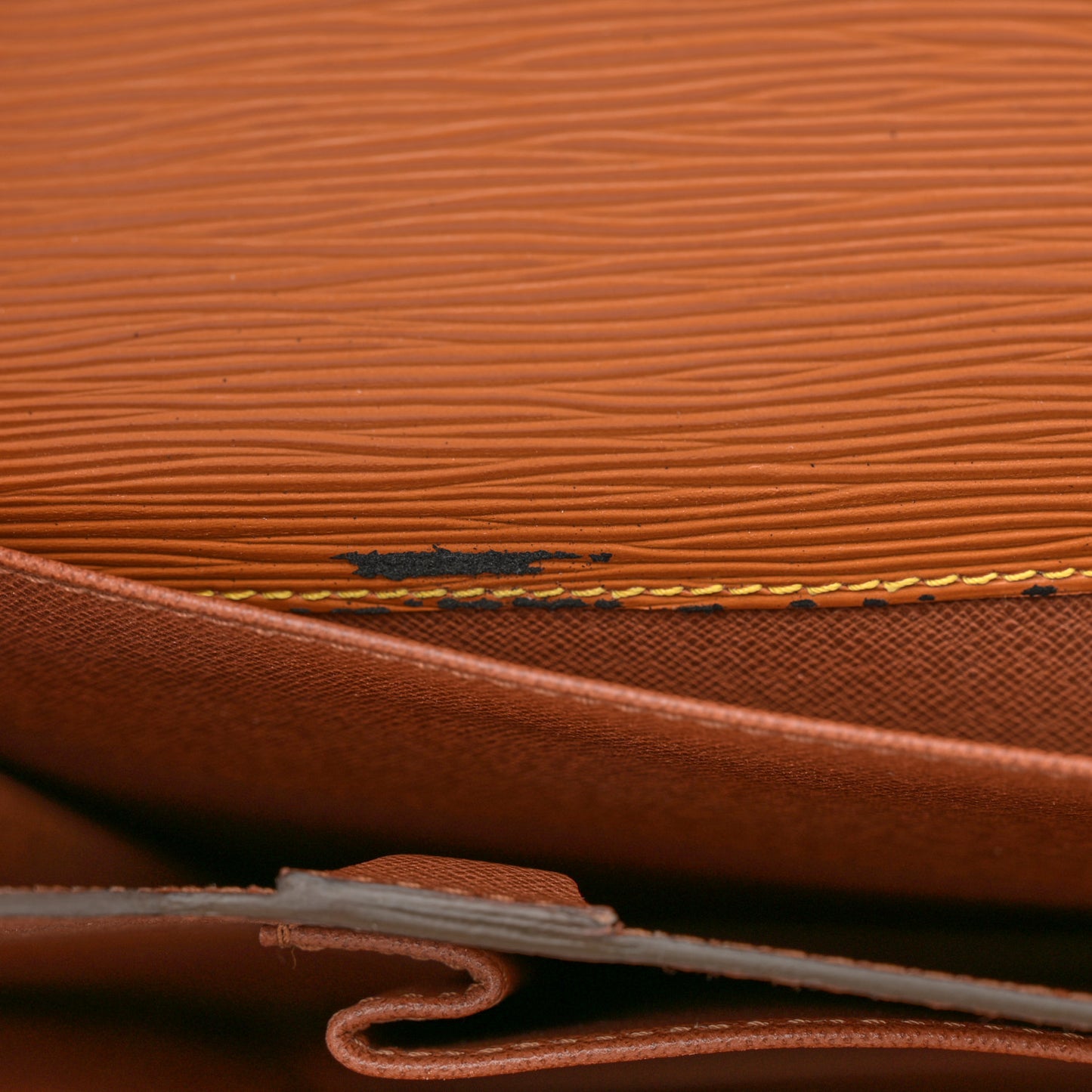 Epi Serviette Ambassadeur Briefcase Gold