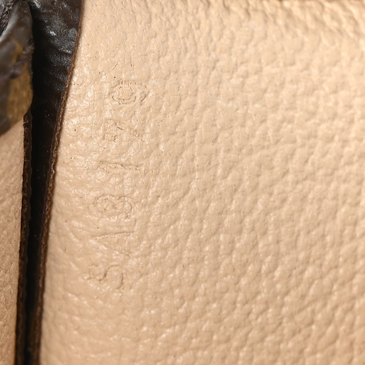 Louis Vuitton Monogram Toiletry Pouch 26 6 of 11