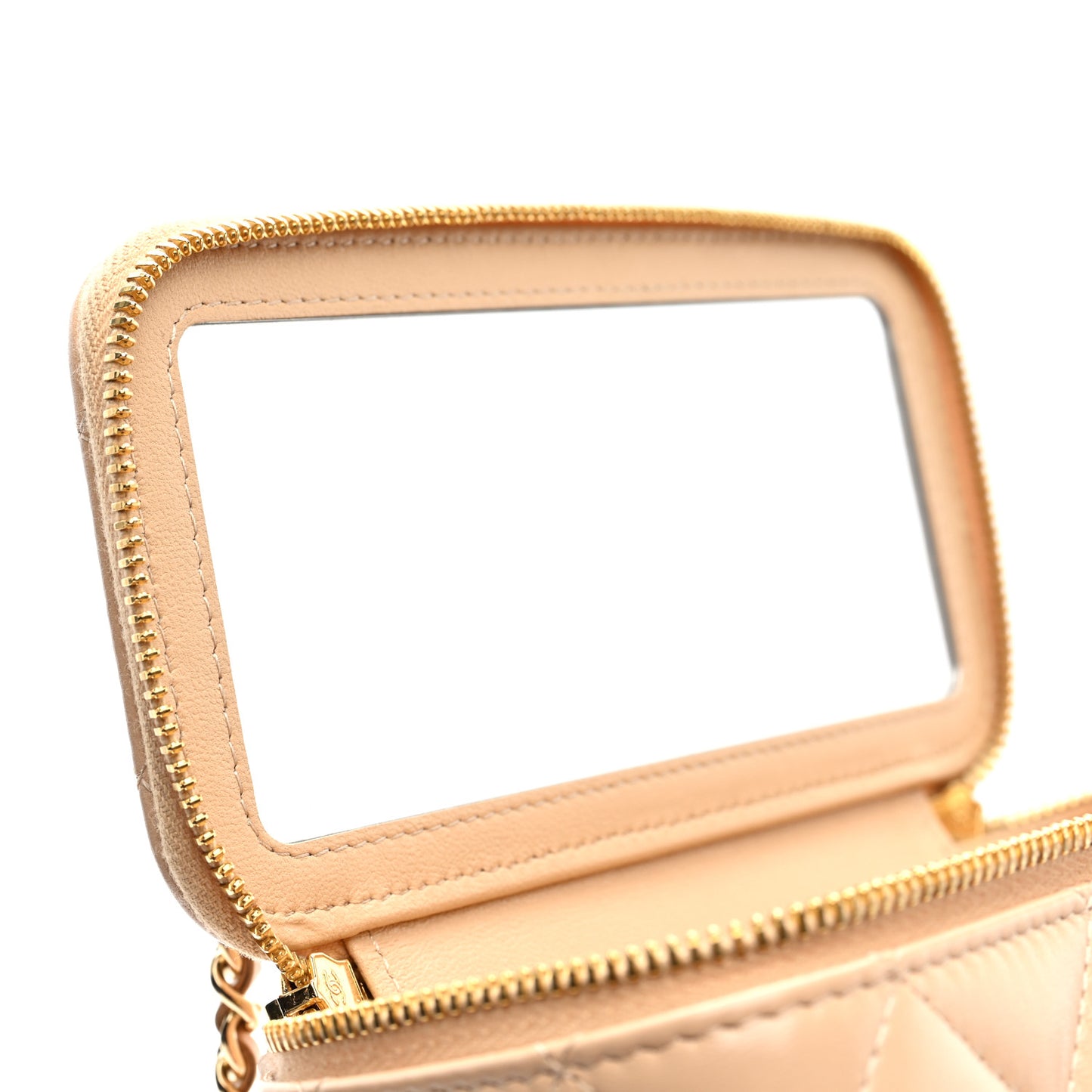 Shiny Lambskin Pearl Quilted Small Vanity Case With Chain Beige