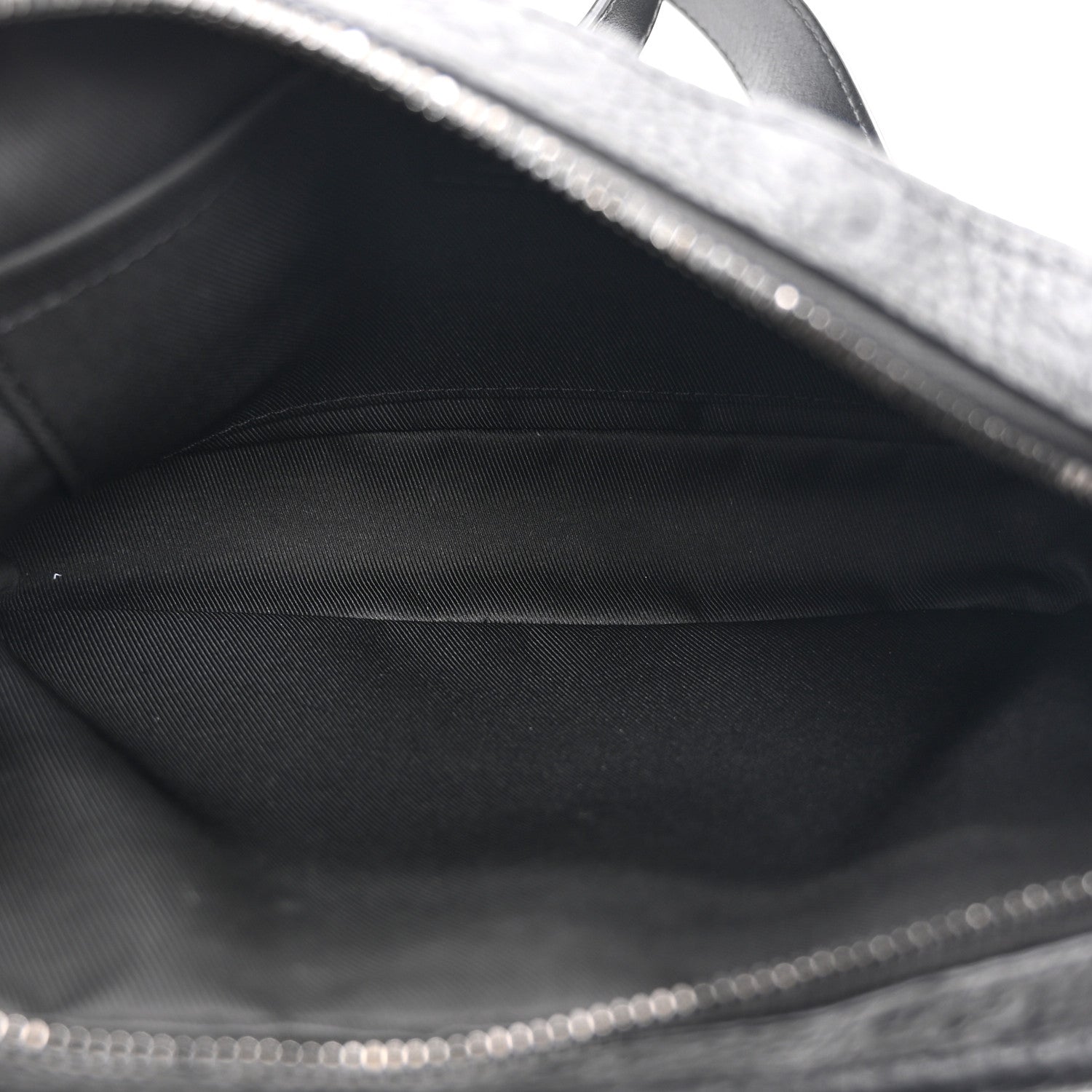 Louis Vuitton Taurillon Monogram Steamer Messenger Black 5 of 9